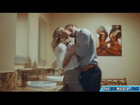 ❤️ Коли грудаста блондинка спокушає вас у громадському туалеті ❤ Порно-відео на uk.xxxwow-net.ru